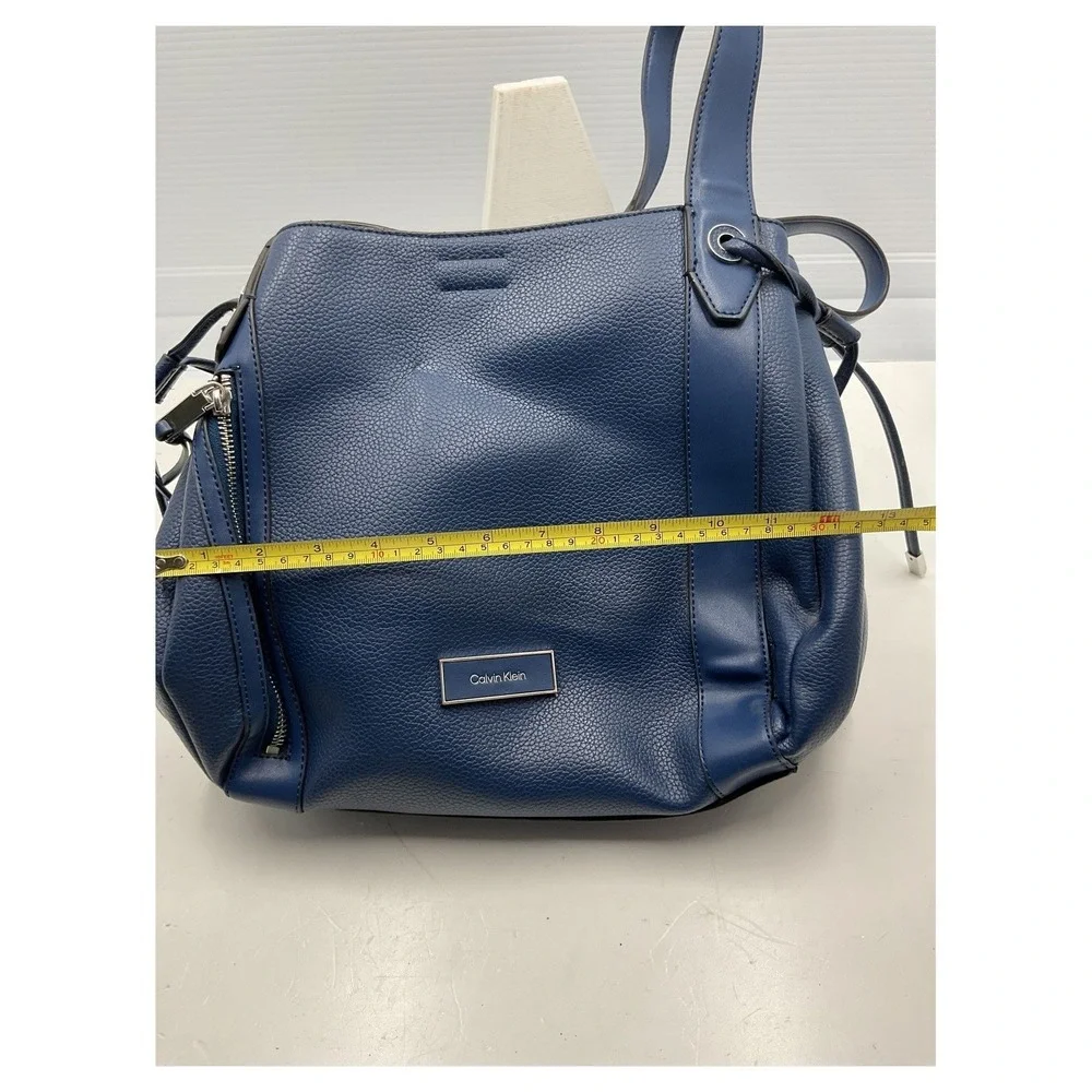 Calvin Klein Blue Pebbled‎ Faux Leather Large Hobo Shoulder Bag H1GBYUT2